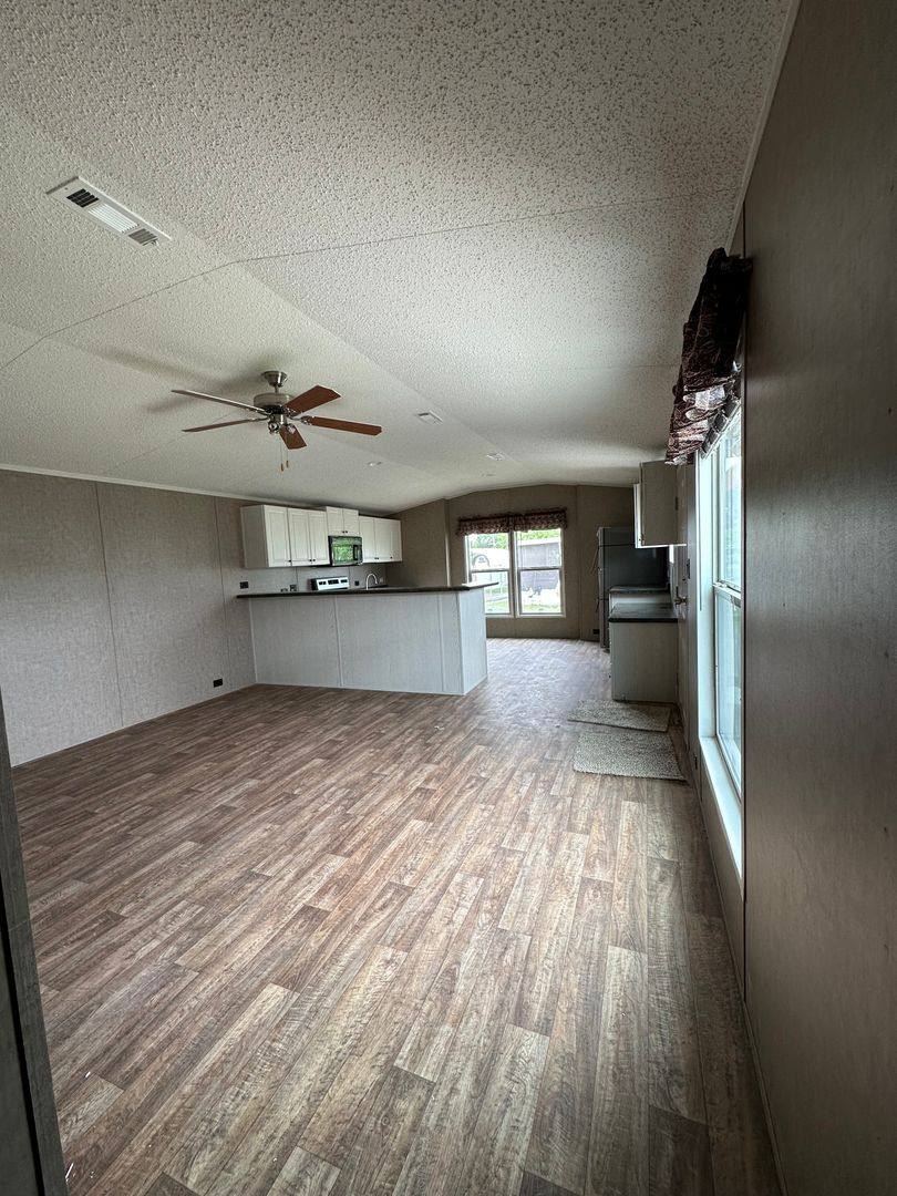 Apartment for rent at 109 W Business Highway 83 #G21, Donna, TX 78537