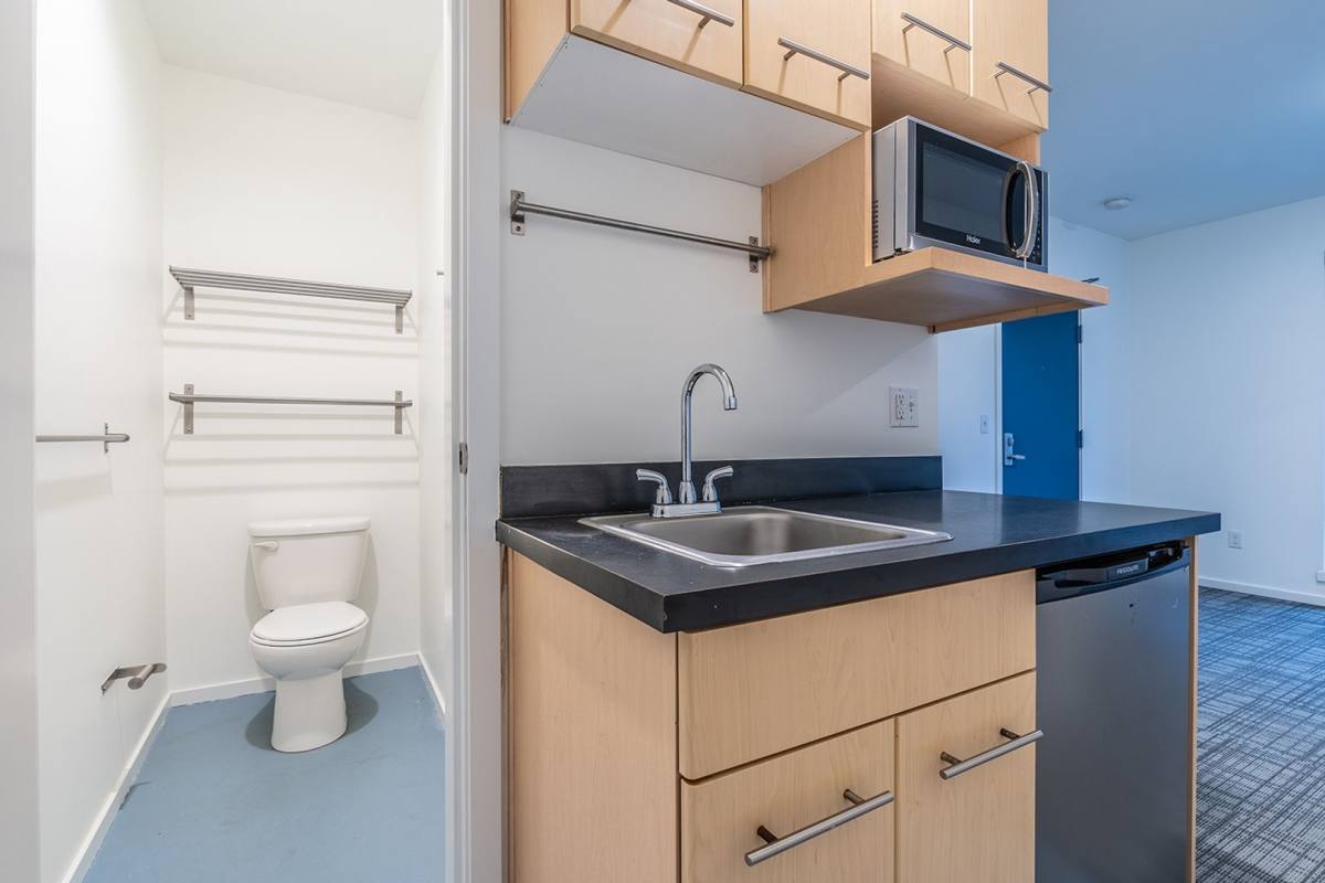 Apartment for rent at 2418 NW 58th St, Seattle, WA 98107