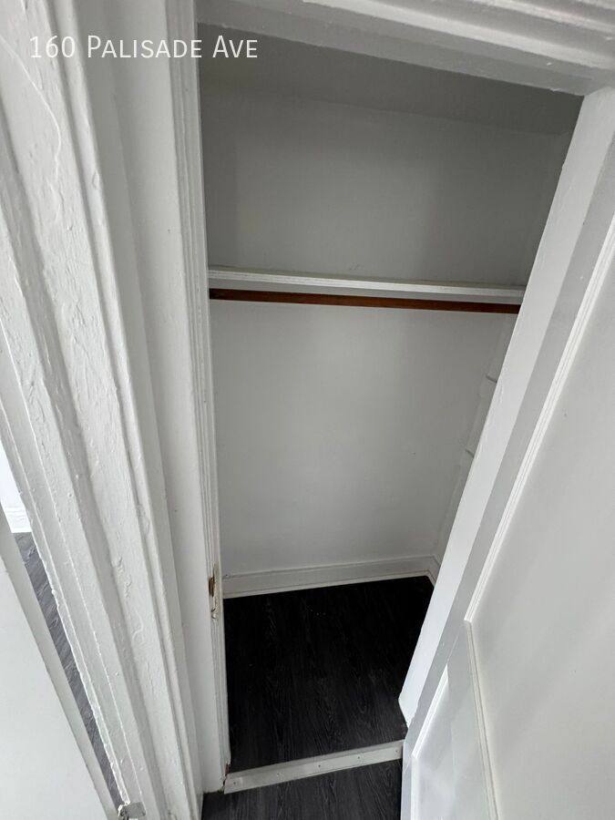 Apartment for rent at 160 Palisade Ave, Yonkers, NY 10701