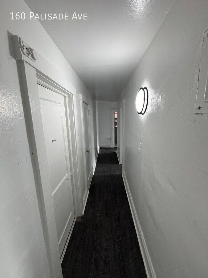 Apartment for rent at 160 Palisade Ave, Yonkers, NY 10701