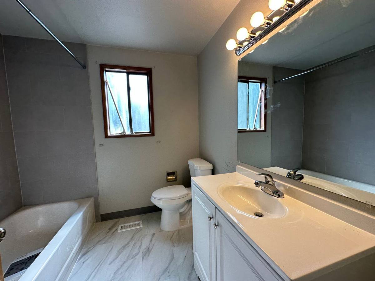 House for rent at 4716 SW Stoddard Dr, Beaverton, OR 97007