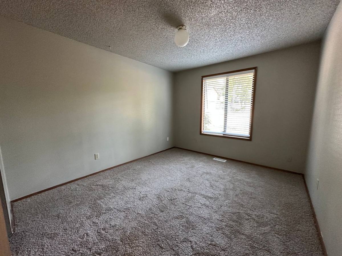 House for rent at 4716 SW Stoddard Dr, Beaverton, OR 97007