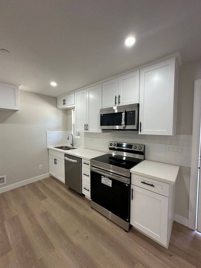 Apartment for rent at 1960 Peck Rd, Monrovia, CA 91016