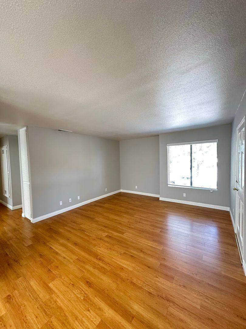 Apartment for rent at 1960 Peck Rd, Monrovia, CA 91016