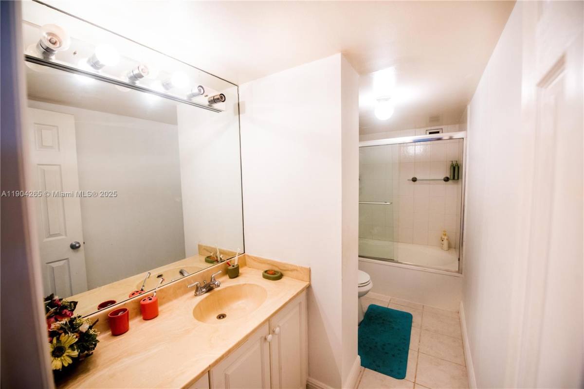 Condo for rent at 200 Leslie Dr #214, Hallandale, FL 33009