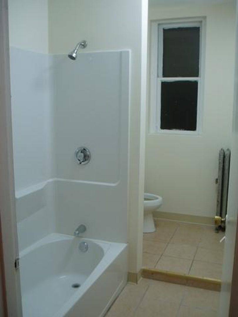 House for rent at 19 Aberdeen St #5C, Boston, MA 02215