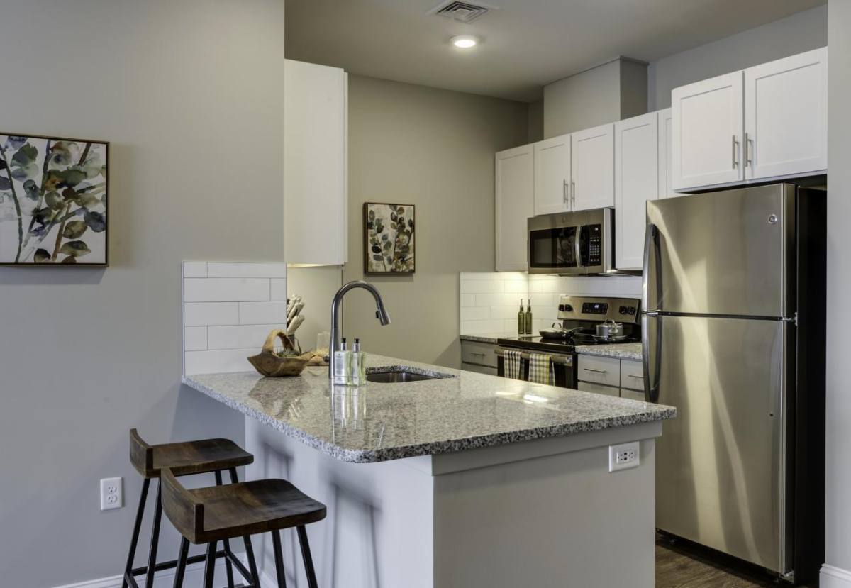 Apartment for rent at 104 Turnpike Rd, Chelmsford, MA 01824