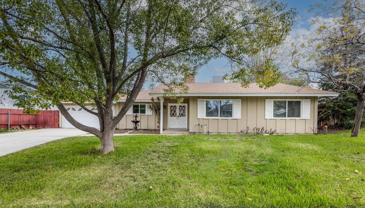 House for rent at 825 Banyan Dr, Loma Linda, CA 92354