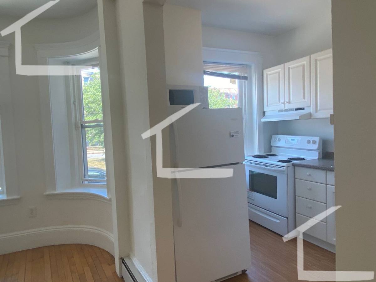 Apartment for rent at 79 Brighton Ave #37, Allston, MA 02134