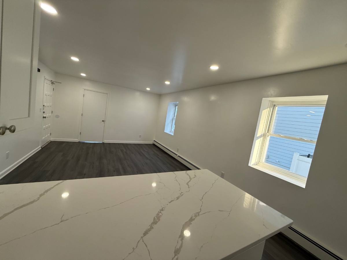 Apartment for rent at 87-89 Winans Ave, Cranford, NJ 07016
