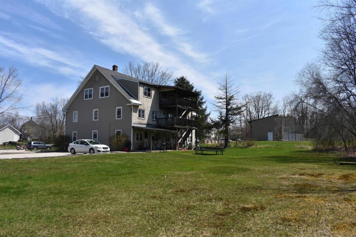 Apartment for rent at 21 Blake St #2, Jaffrey, NH 03452
