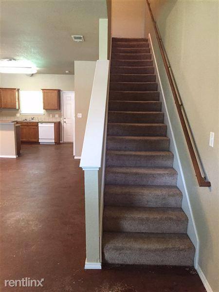 House for rent at Hillside, 1105 Neff St #DUPLEX, Denton, TX 76201