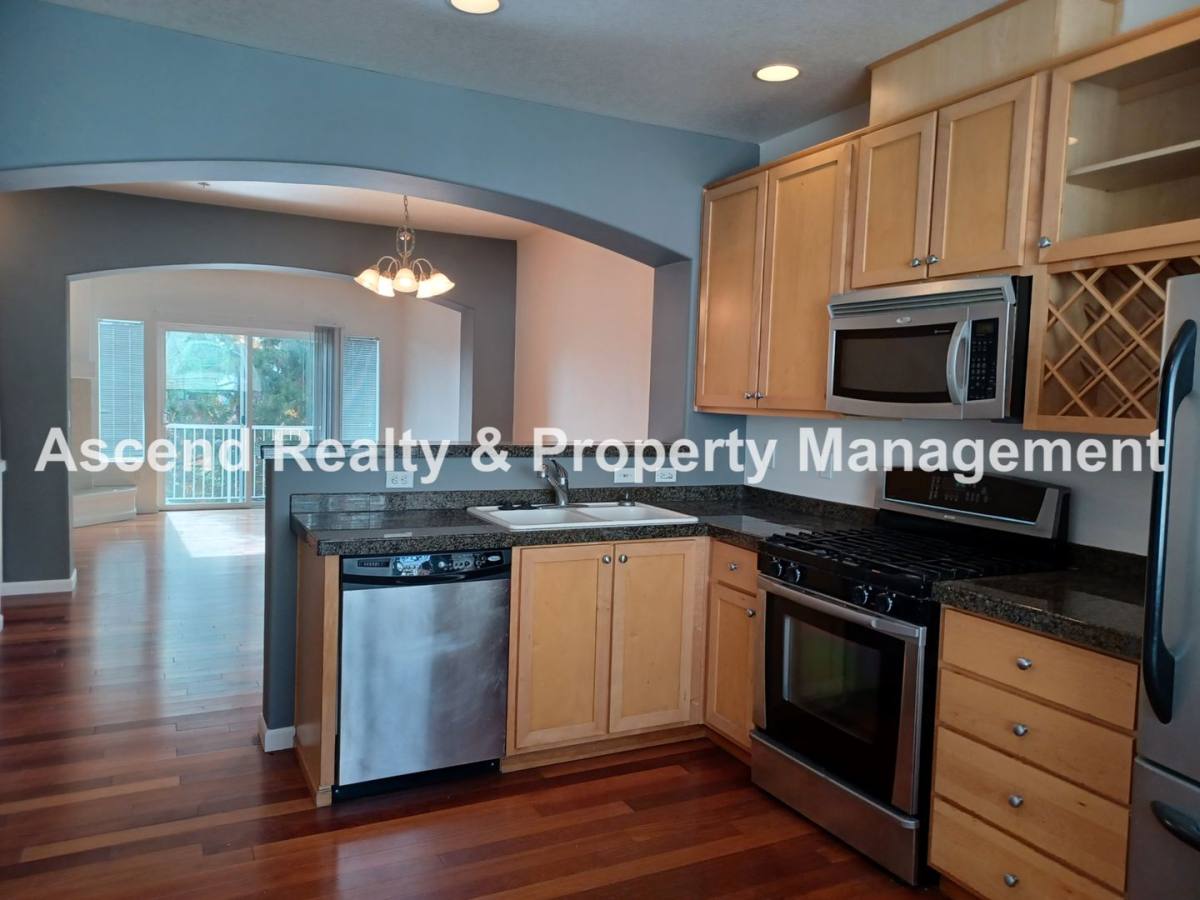 Townhouse for rent at 8760 SW 147th Terrace, Beaverton, OR 97007