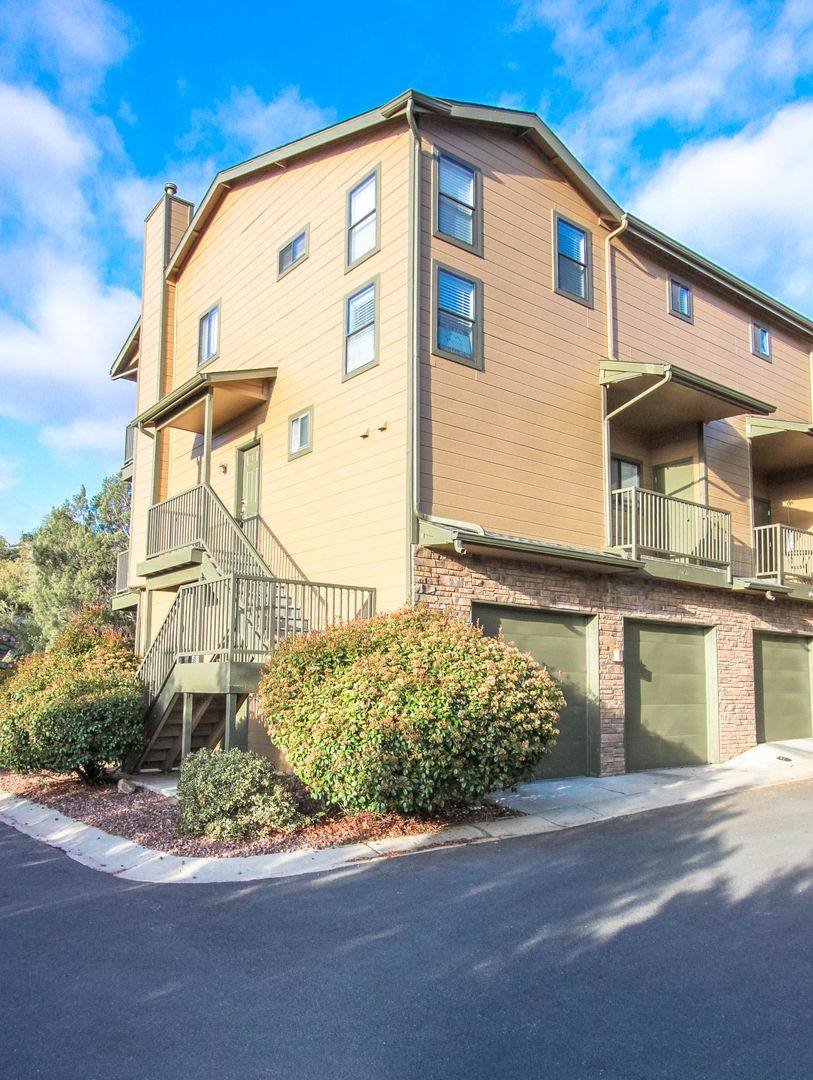 Townhouse for rent at 1060 Stratus Way, Prescott, AZ 86305