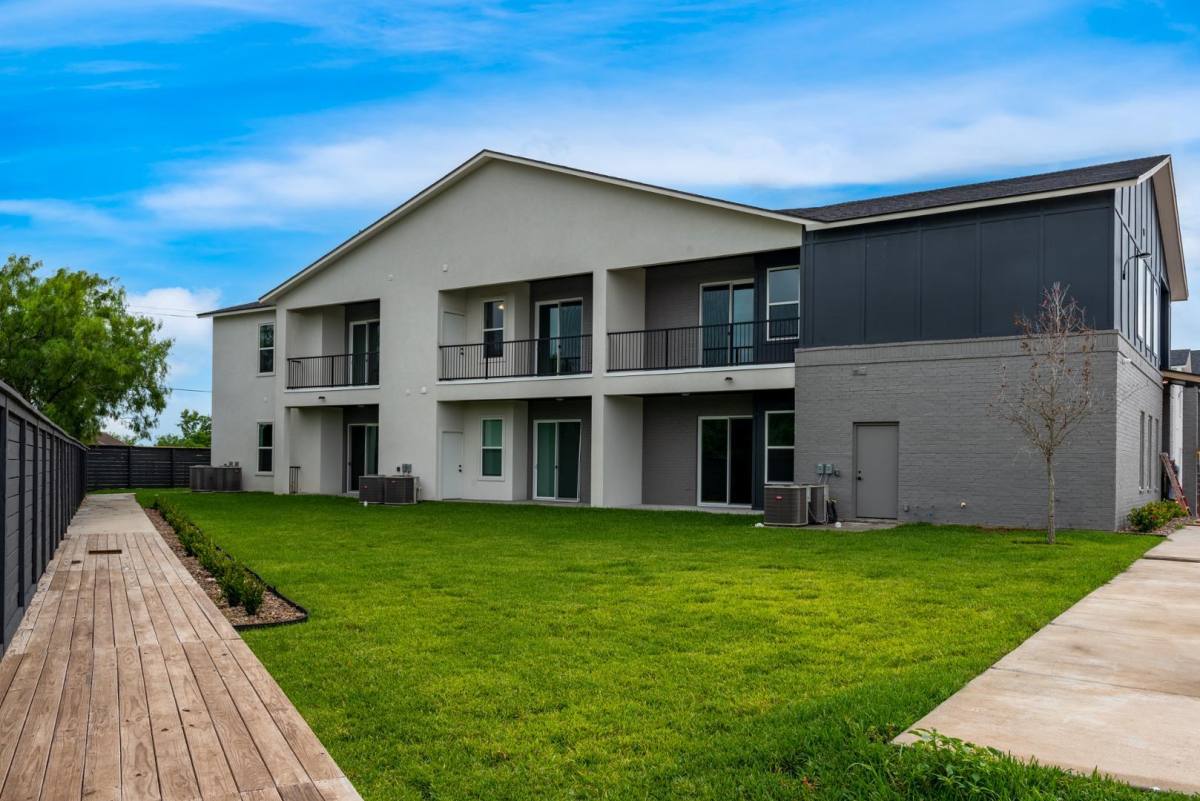 Apartment for rent at 1740 Dennet Rd, Brownsville, TX 78526