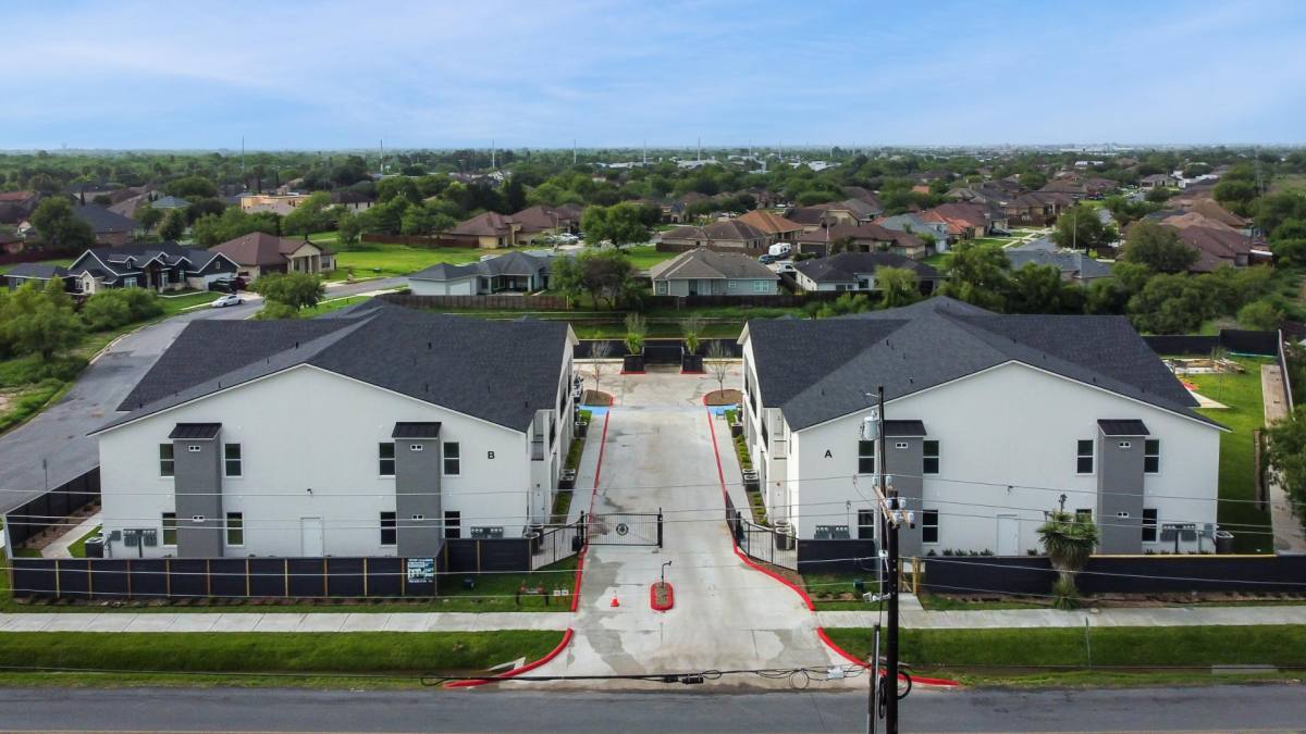 Apartment for rent at 1740 Dennet Rd, Brownsville, TX 78526