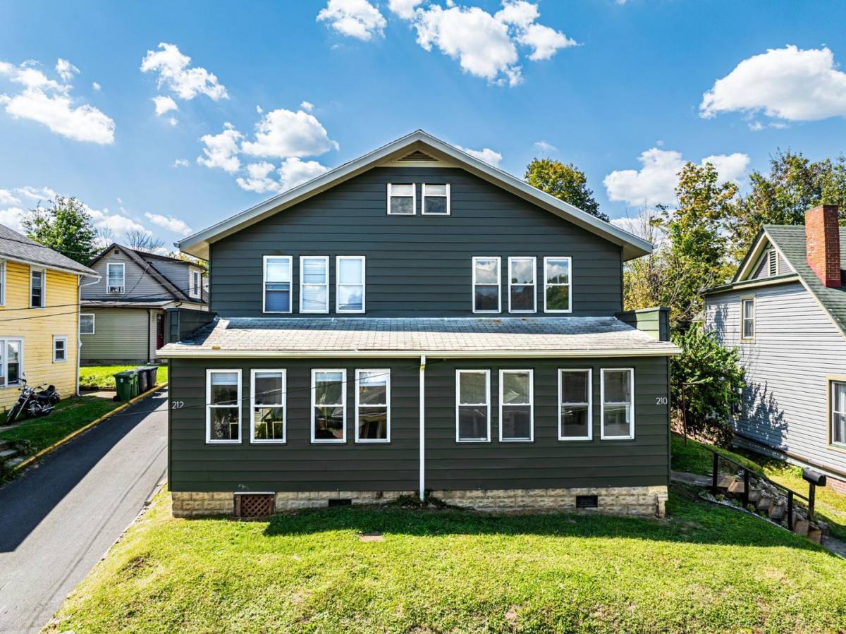 House for rent at 210 Dewey St, Morgantown, WV 26501