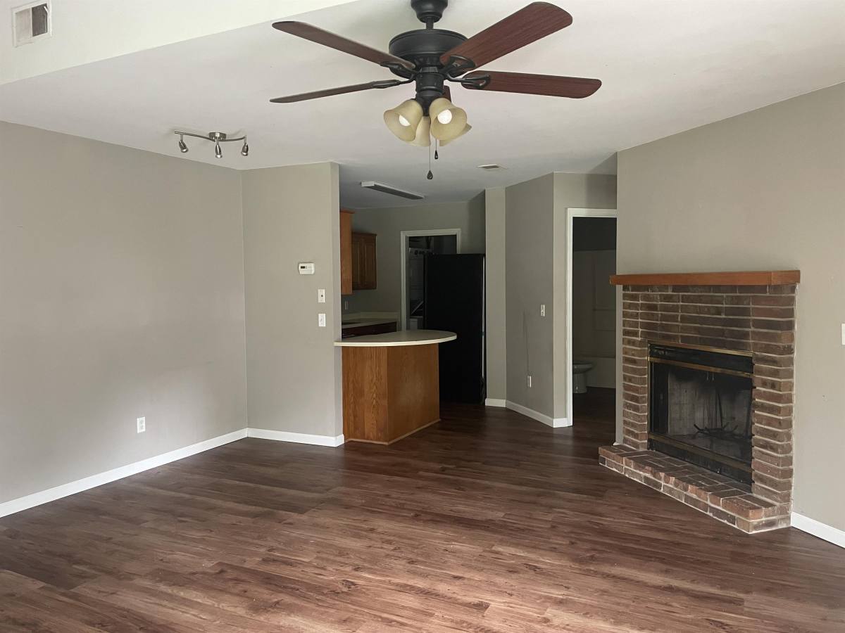 Apartment for rent at 160 E Willow Creek Blvd #1, Lugoff, SC 29078