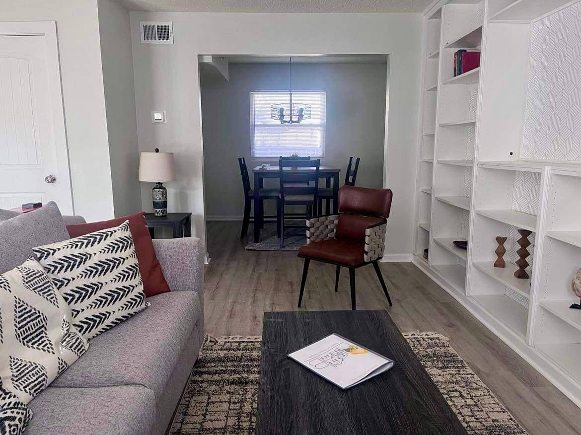 Townhouse for rent at Wraggborough Homes, 19 Amherst St #R3, Charleston, SC 29403