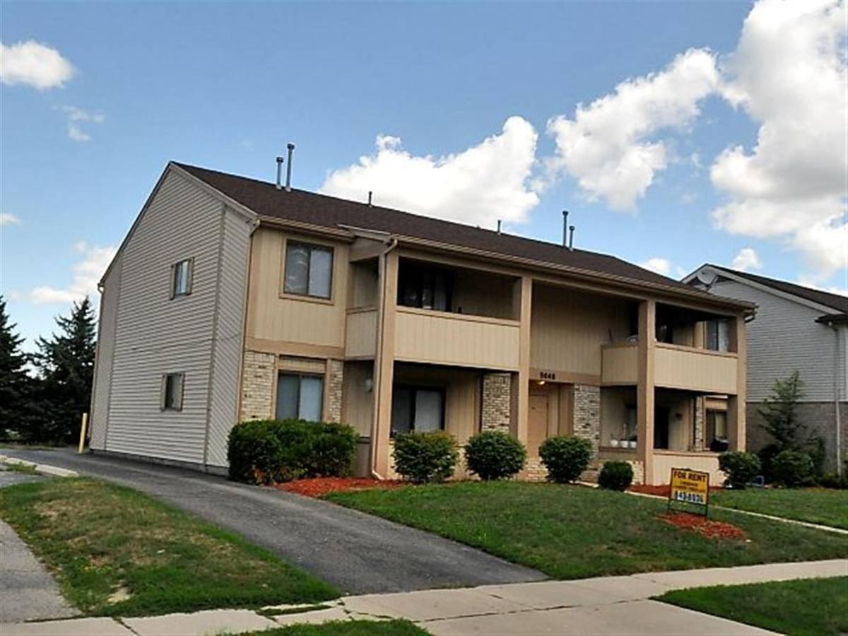 Apartment for rent at Heatherwyck, 5648 Ryewyck Dr #1, Toledo, OH 43614