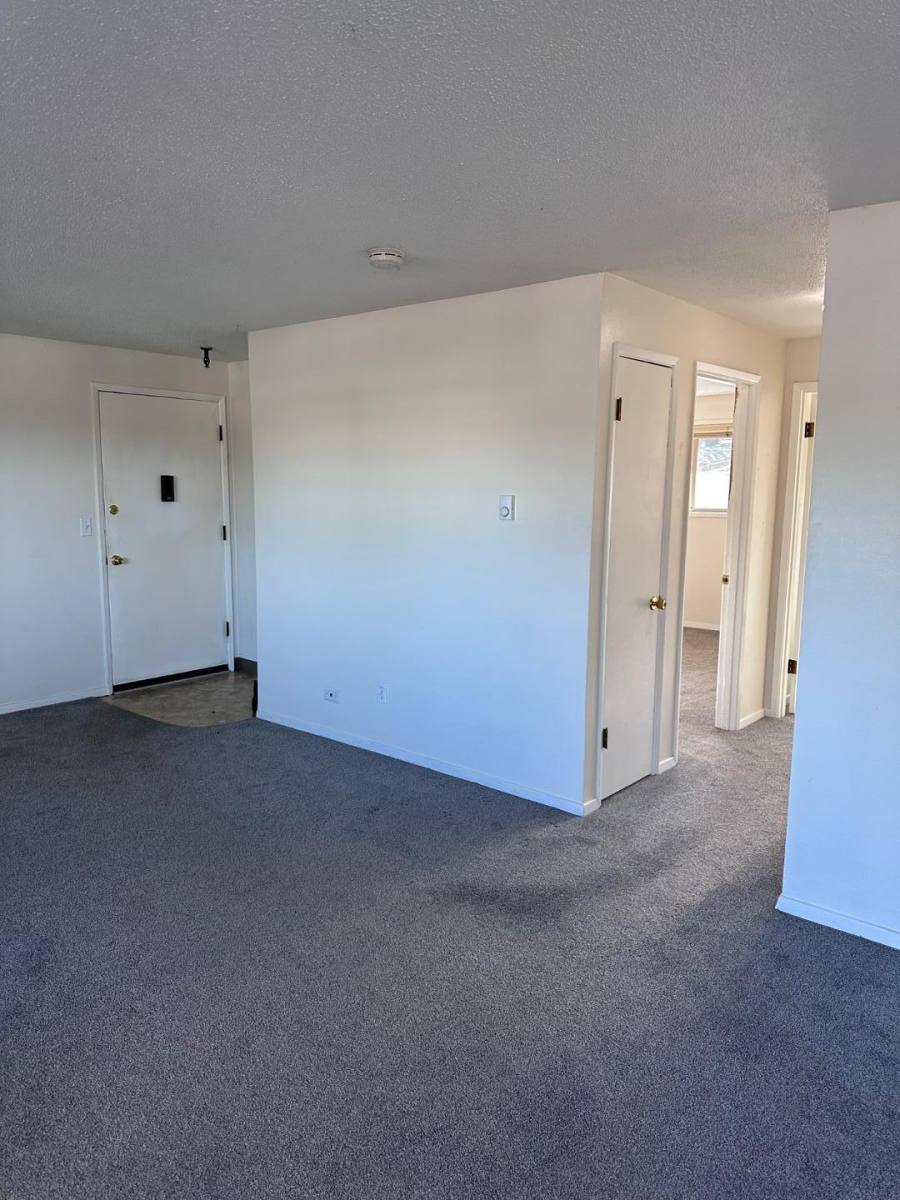 Apartment for rent at 815 Harrison St #2, Oregon City, OR 97045