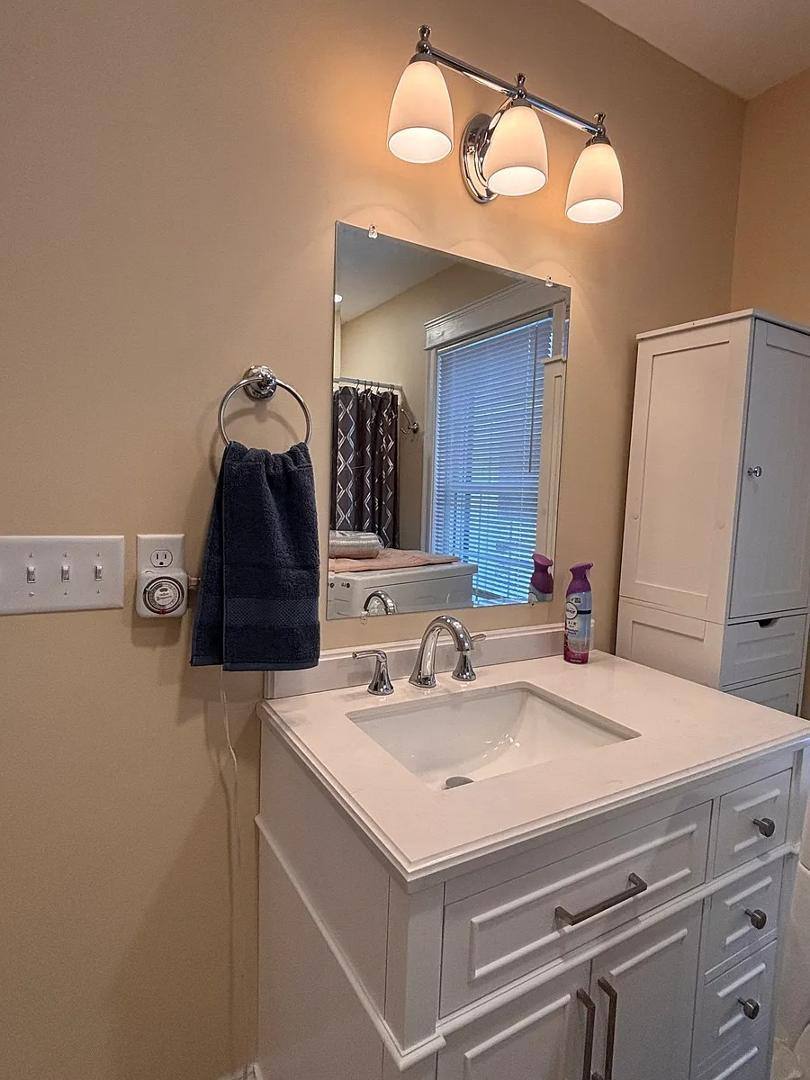Apartment for rent at 11 Sofia Rd, Saco, ME 04072