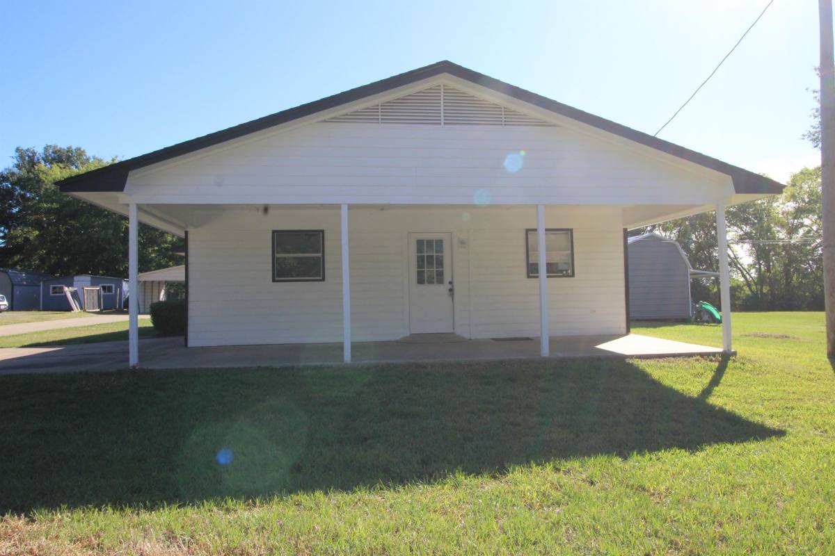 House for rent at 510 Bradburn Rd #510, Grand Saline, TX 75140