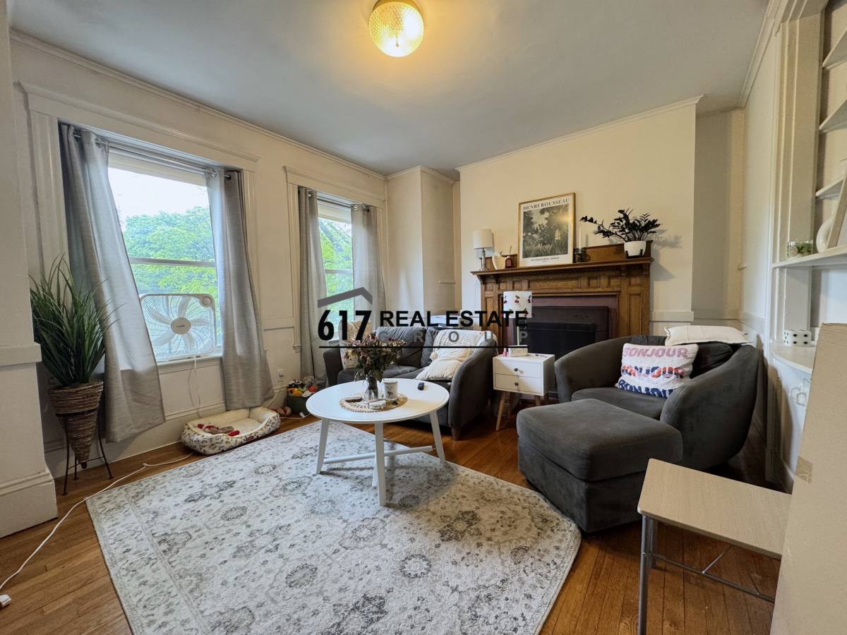 Apartment for rent at 96 Winthrop Rd #3, Brookline, MA 02445