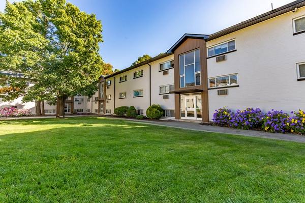 Greenway Village, 415 Rt 73 N, West Berlin, NJ 08091 - Apartment For Rent - Image 2