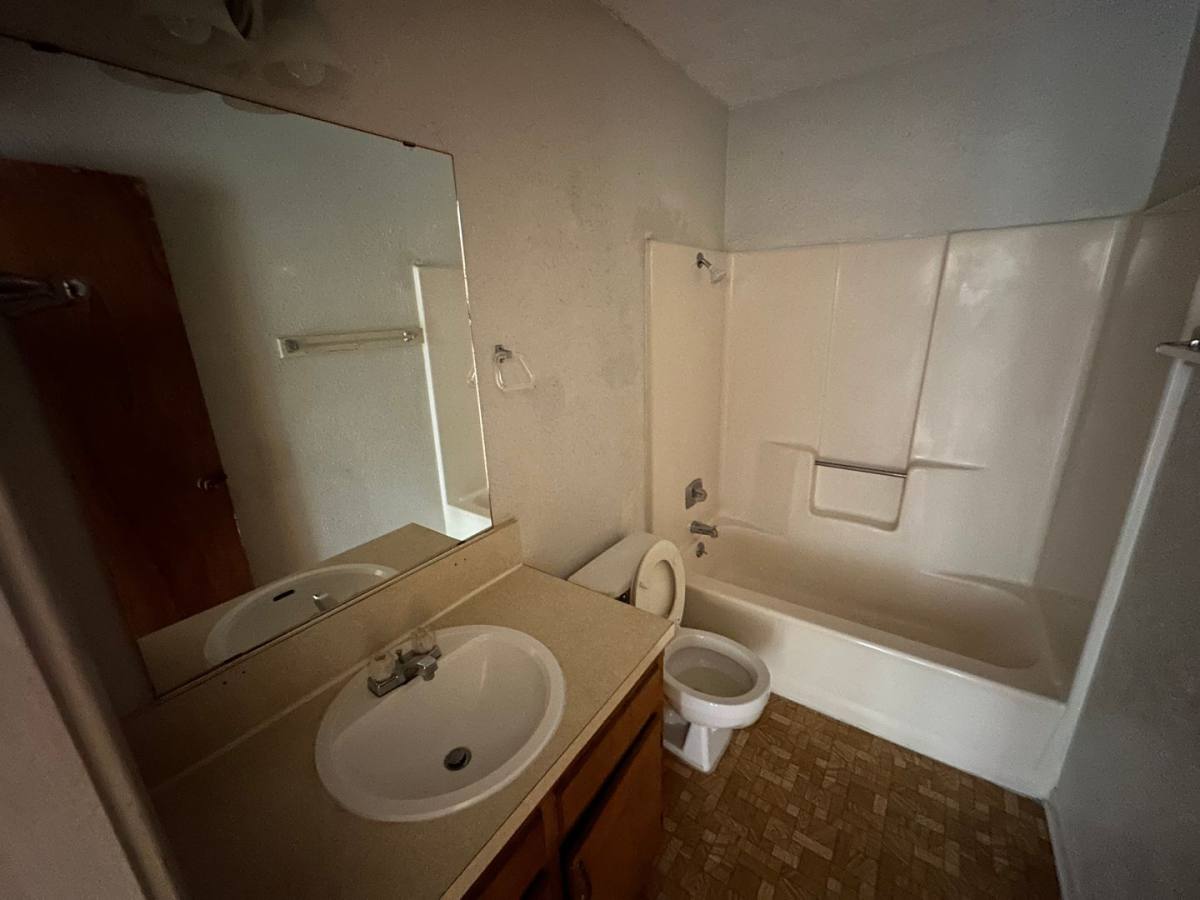 Apartment for rent at 104 W Anderson Ave, Copperas Cove, TX 76522