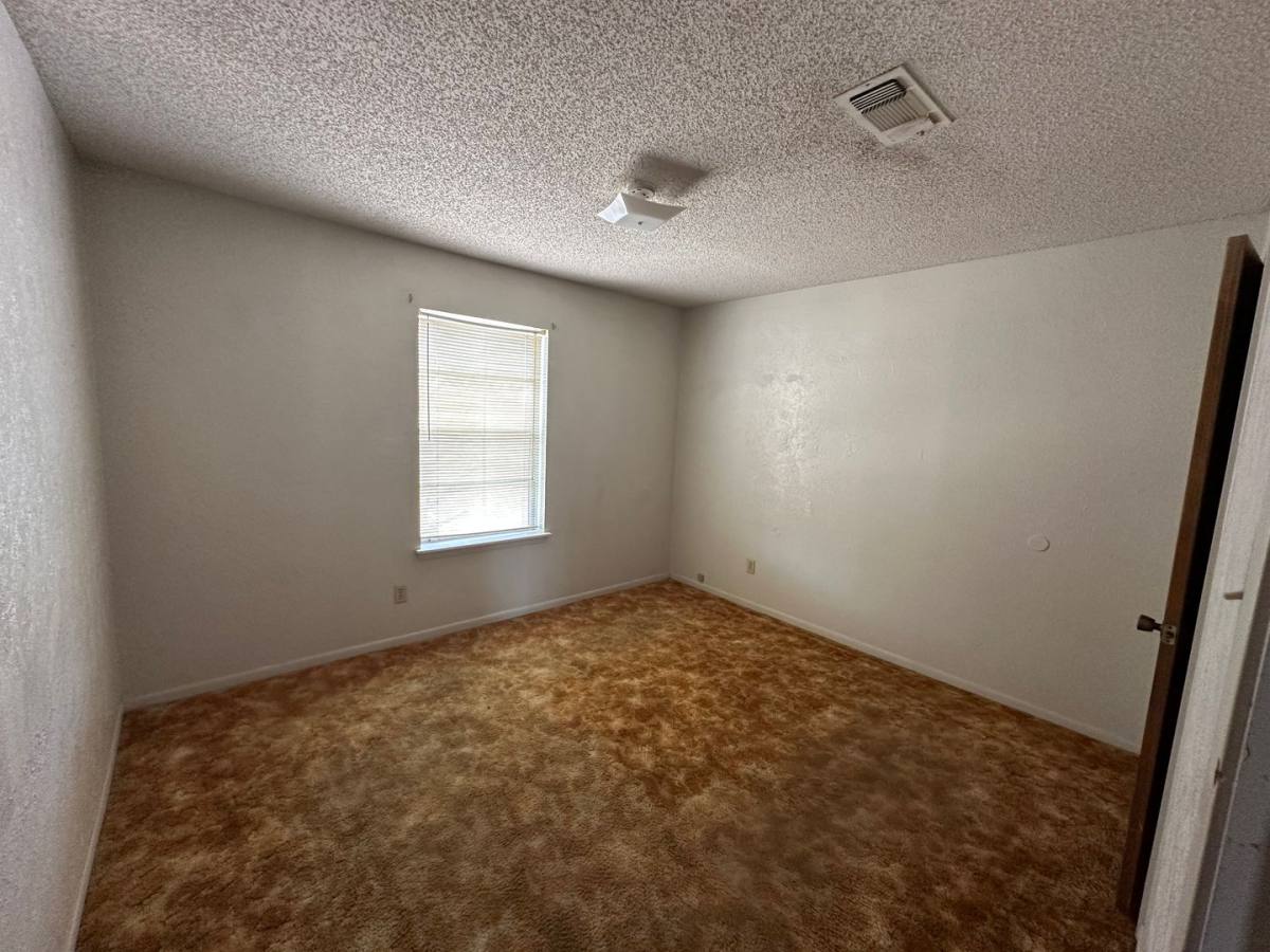Apartment for rent at 104 W Anderson Ave, Copperas Cove, TX 76522