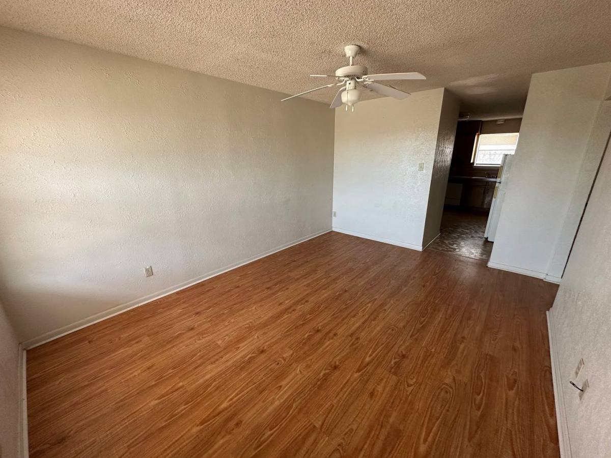 Apartment for rent at 104 W Anderson Ave, Copperas Cove, TX 76522