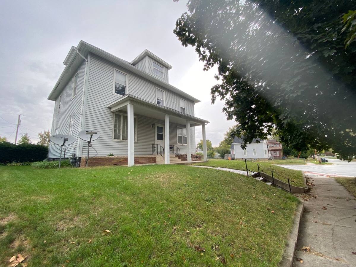 Apartment for rent at 320 S 17th St, Fort Dodge, IA 50501