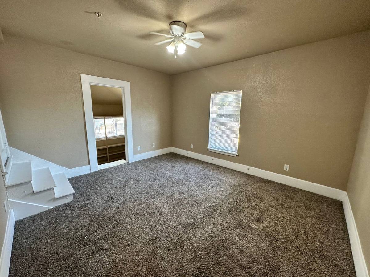 Apartment for rent at 719 Asp Ave, Norman, OK 73069