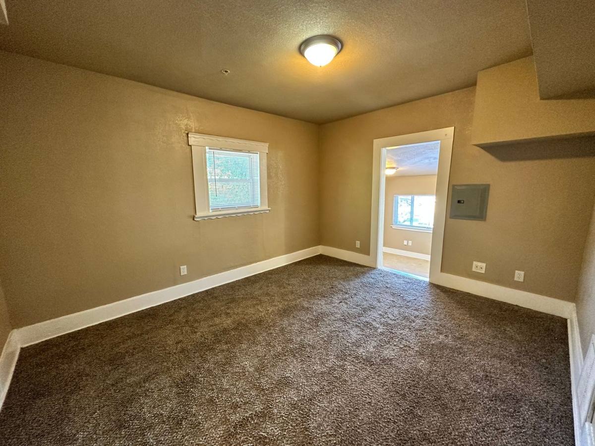 Apartment for rent at 719 Asp Ave, Norman, OK 73069