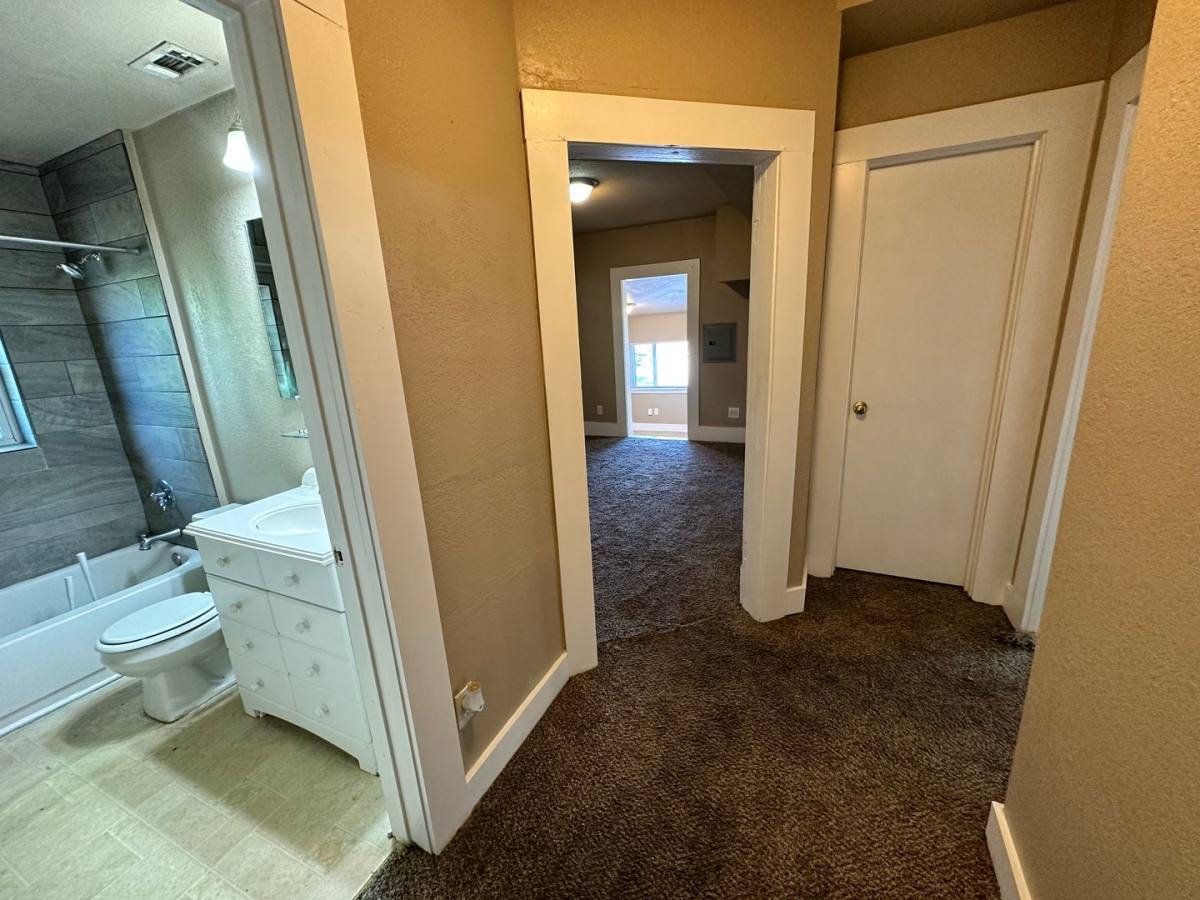 Apartment for rent at 719 Asp Ave, Norman, OK 73069