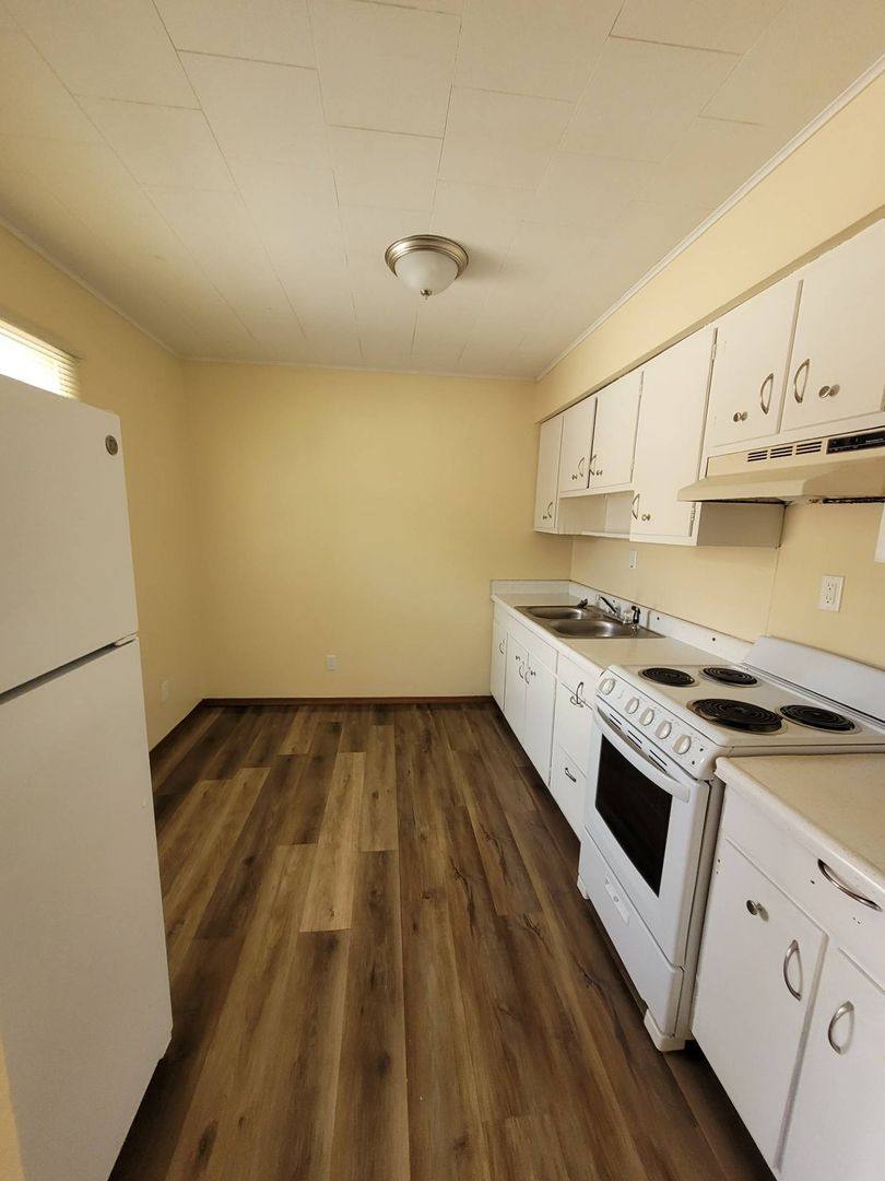 Apartment for rent at 355 N Dr, Rantoul, IL 61866