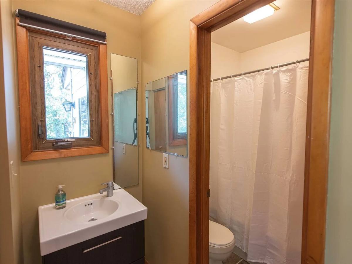 Apartment for rent at 2536 E 8th St, Bloomington, IN 47408