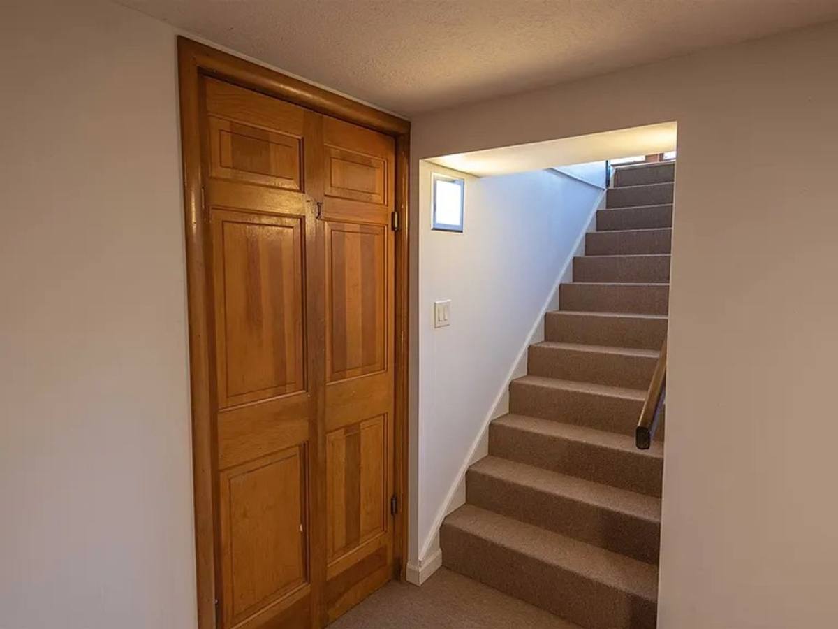 Apartment for rent at 2536 E 8th St, Bloomington, IN 47408