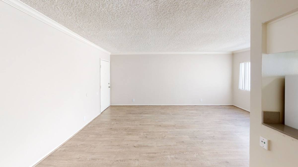 Apartment for rent at 18643 Collins St, Tarzana, CA 91356