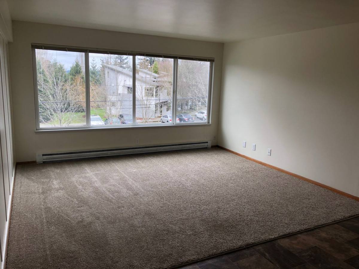 Apartment for rent at 6310 60th Ave NE, Seattle, WA 98115
