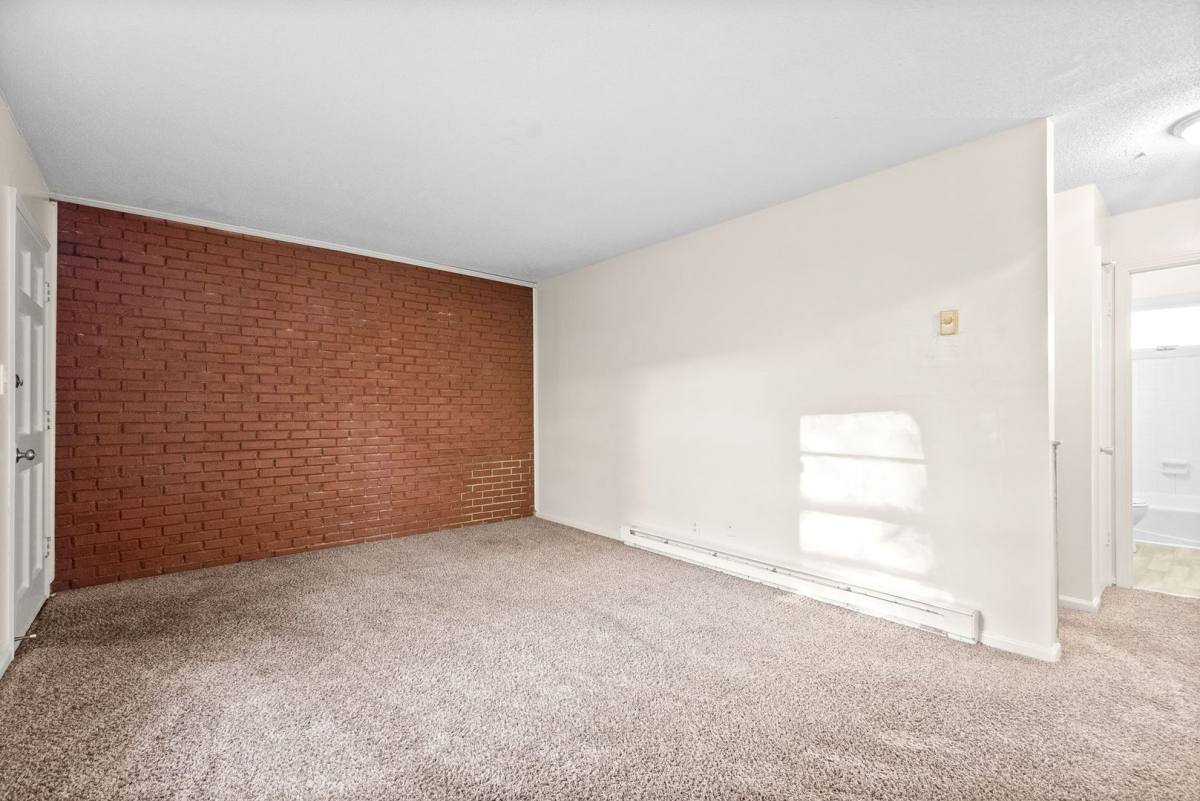 Apartment for rent at 1221 Madison St, Clarksville, TN 37040