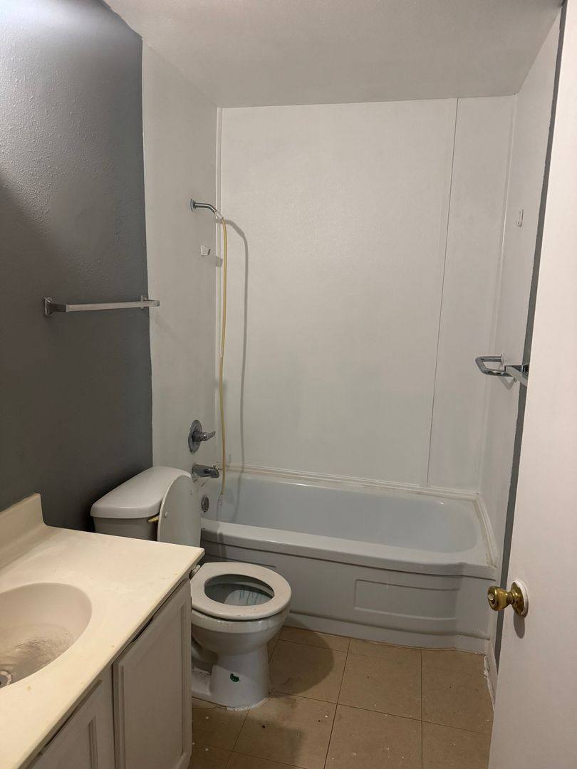 Apartment for rent at 920 S Bryan St, Amarillo, TX 79102