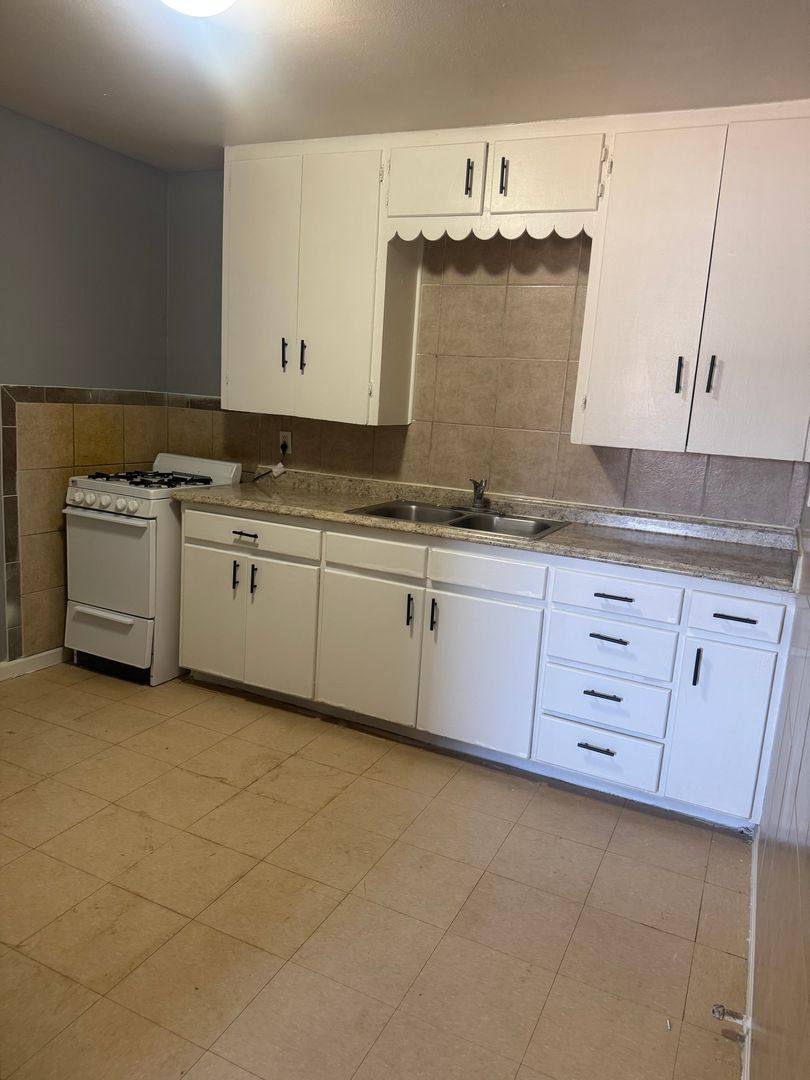 Apartment for rent at 920 S Bryan St, Amarillo, TX 79102