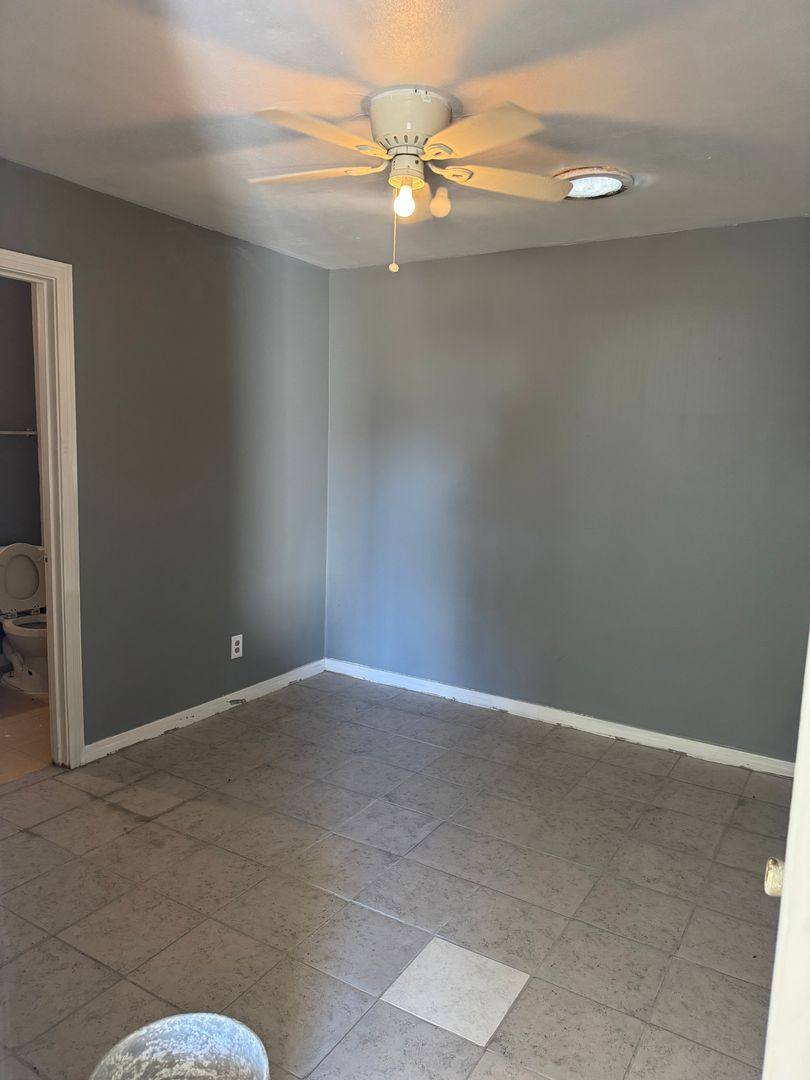 Apartment for rent at 920 S Bryan St, Amarillo, TX 79102