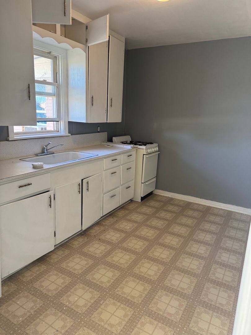 Apartment for rent at 920 S Bryan St, Amarillo, TX 79102