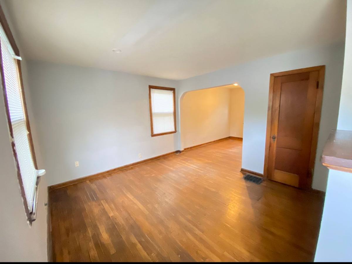 Apartment for rent at 2547 Neil, Columbus, OH 43201