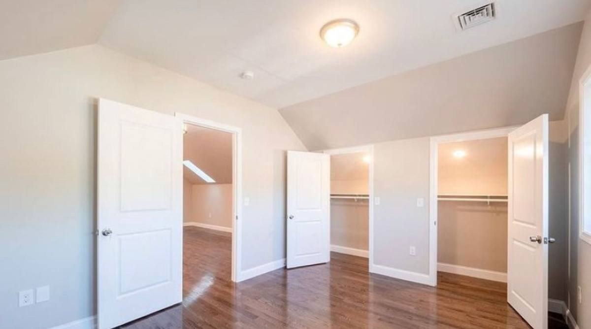 Apartment for rent at 118 Radcliffe Ave, Providence, RI 02908