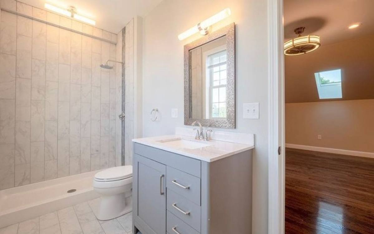 Apartment for rent at 118 Radcliffe Ave, Providence, RI 02908