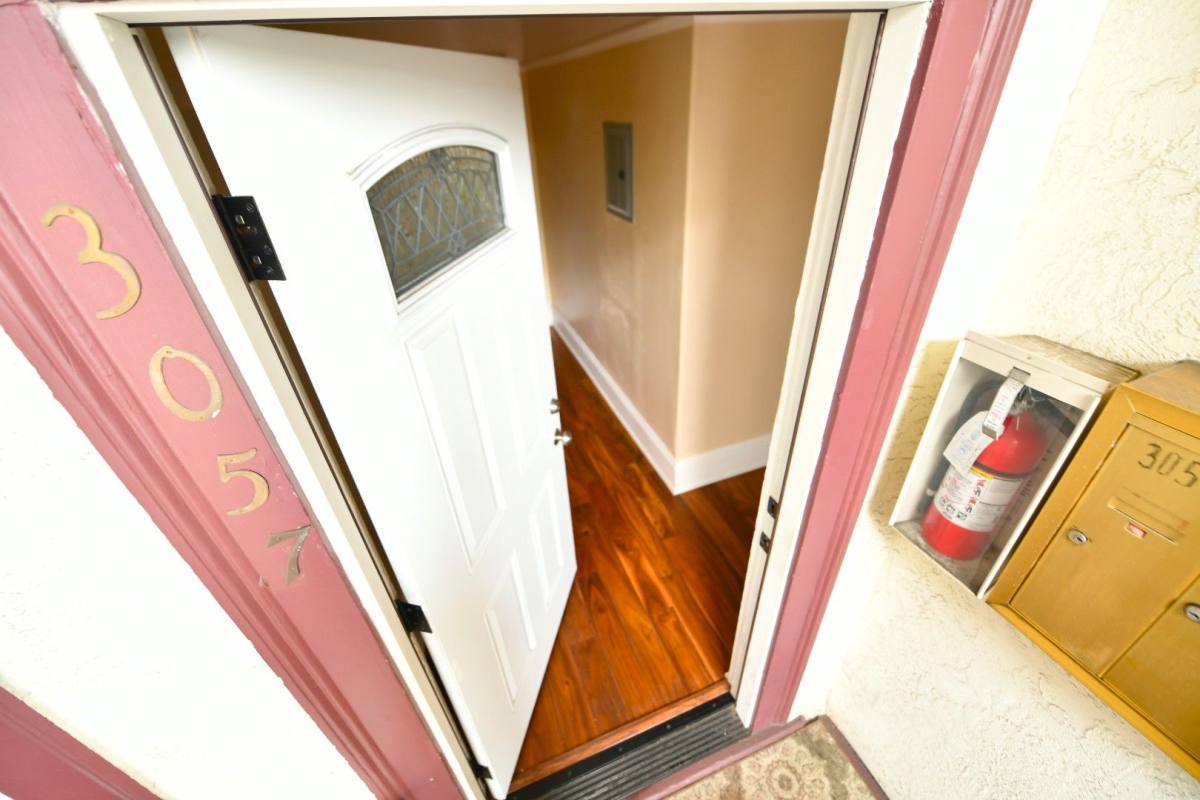 Apartment for rent at 3055, 3057, 3059, 3061 Adeline St, Berkeley, CA 94703